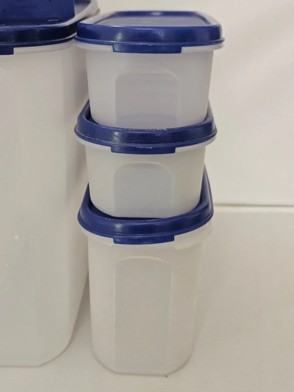 Vintage Tupperware Modular Mates Super Oval Set 5, Dark Blue Lids Stackable Pant